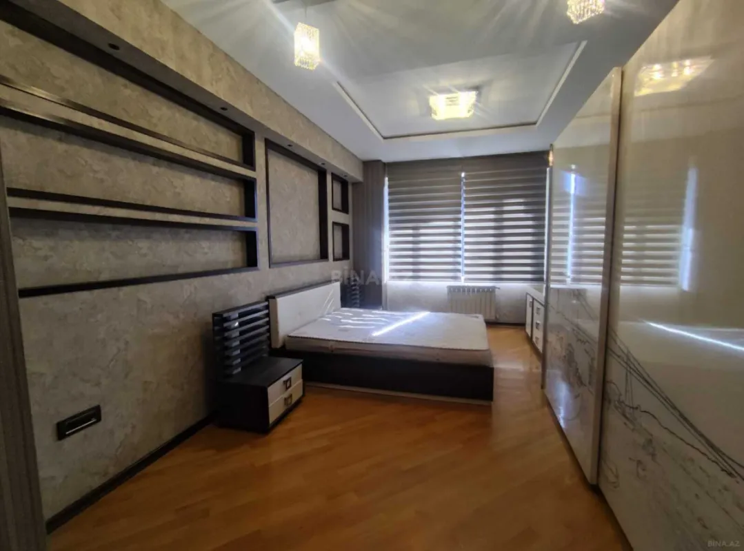 Kirayə verilir 3 otaqlı mənzil 140 m²