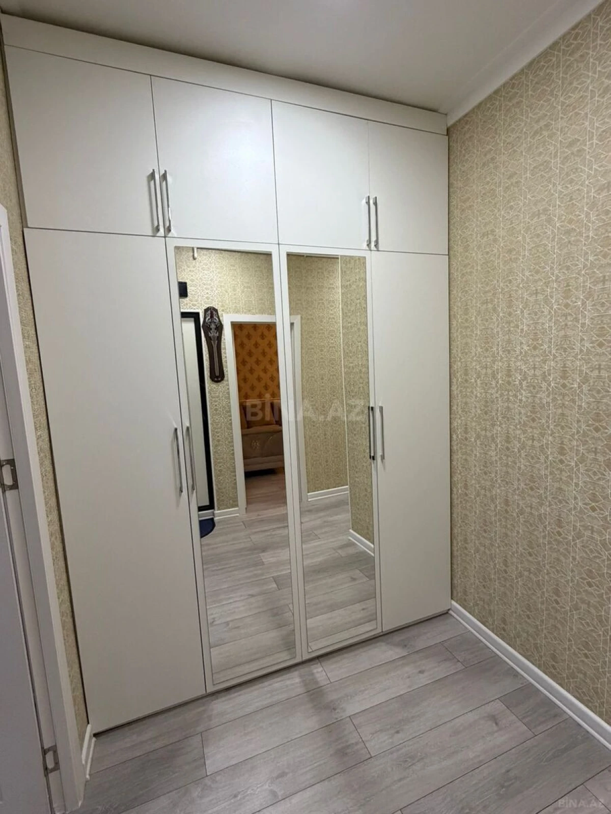 Satılır 2 otaqlı mənzil 65 m²