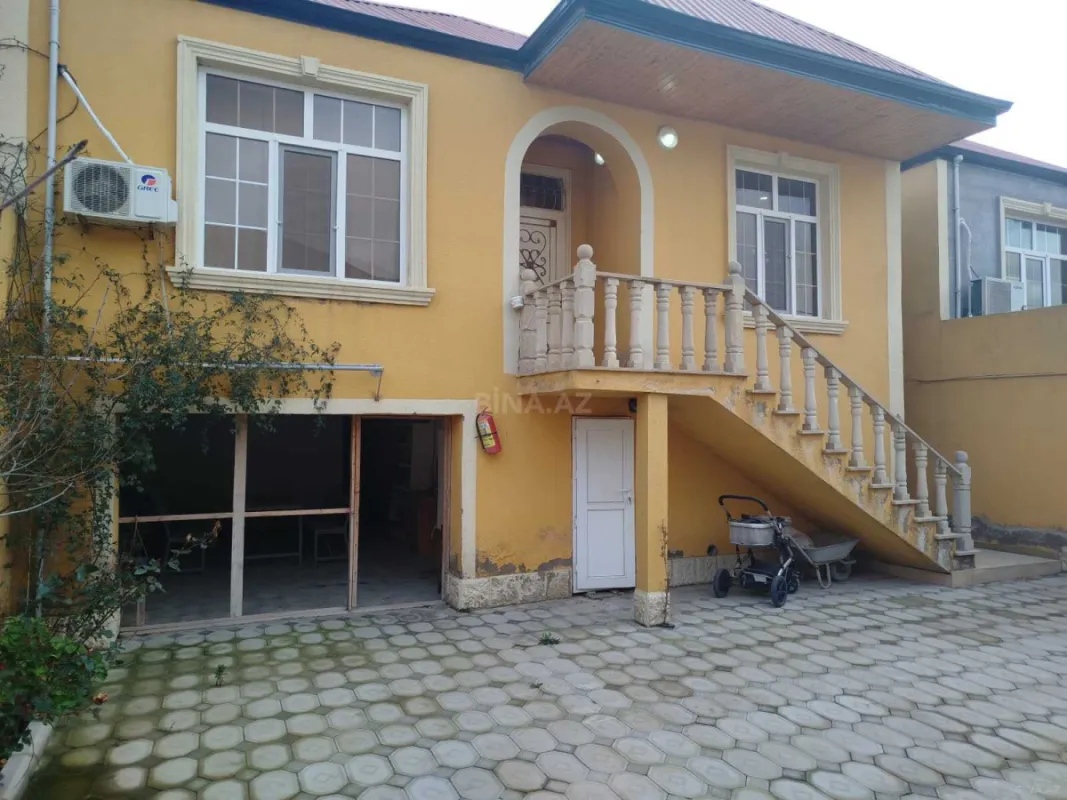 Satılır 4 otaqlı həyət evi 120 m²