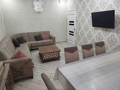 Satılır 4 otaqlı həyət evi 120 m²