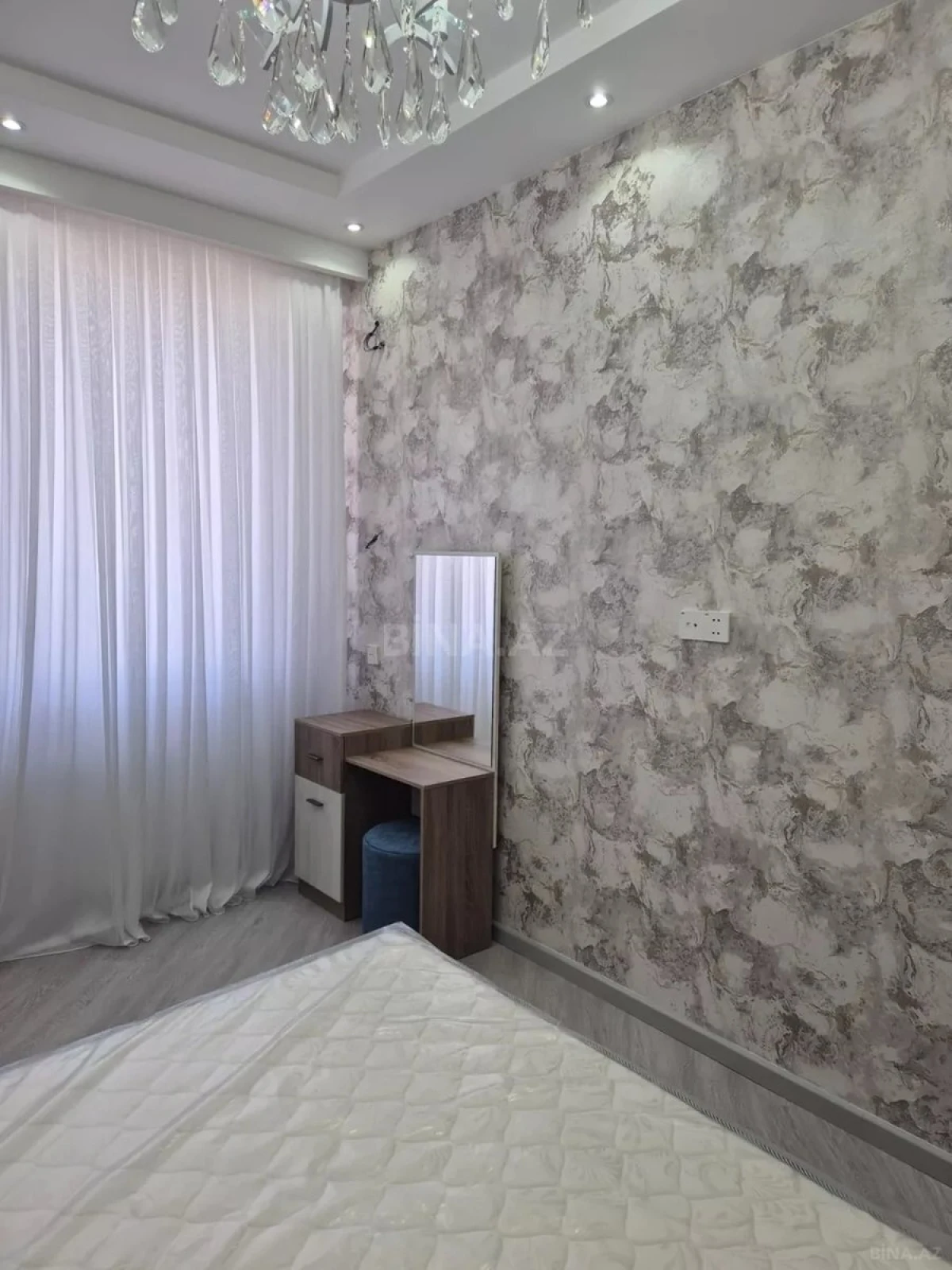 Kirayə verilir 3 otaqlı mənzil 90 m²