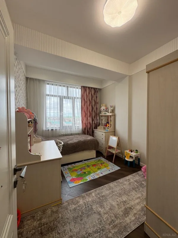 Satılır 3 otaqlı mənzil 100 m²