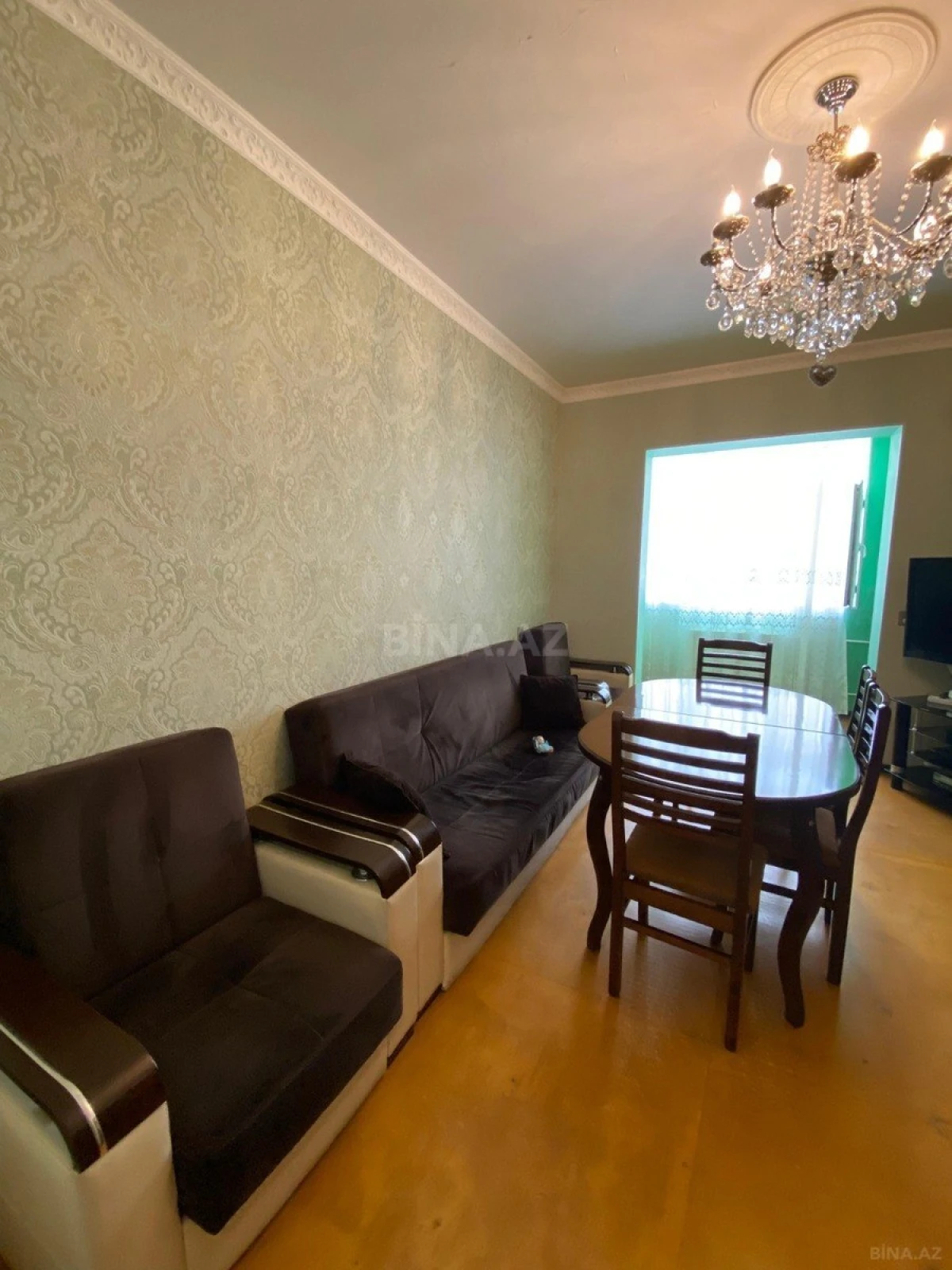 Satılır 2 otaqlı mənzil 65 m²