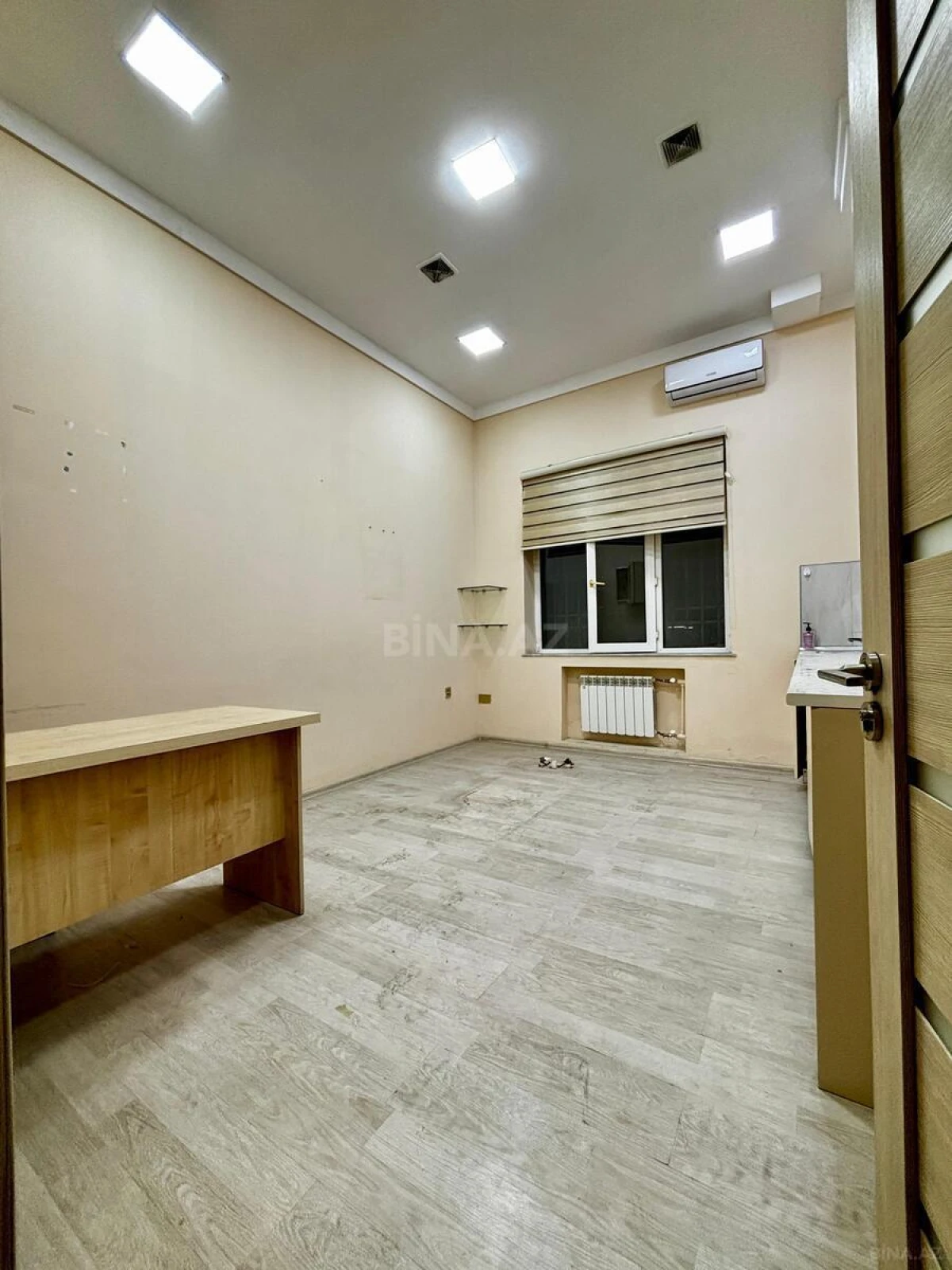 Satılır obyekt 80.7 m²