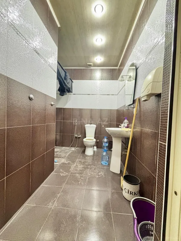 Satılır obyekt 80.7 m²