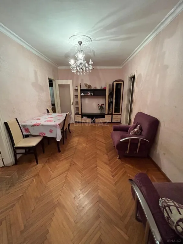 Kirayə verilir 2 otaqlı mənzil 60 m²