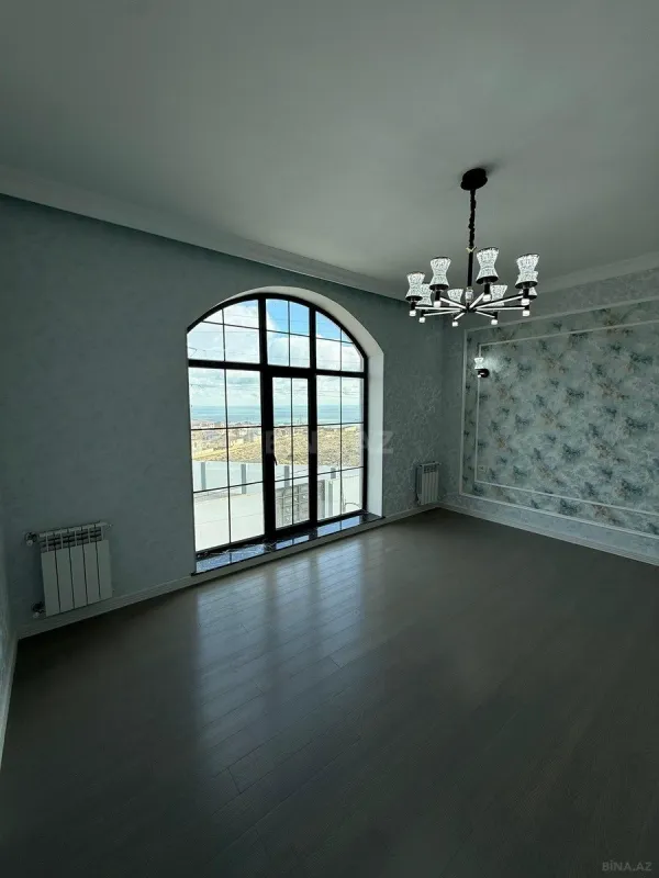 Satılır 4 otaqlı həyət evi 270 m²