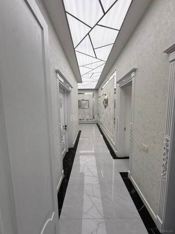 Satılır 4 otaqlı həyət evi 270 m²