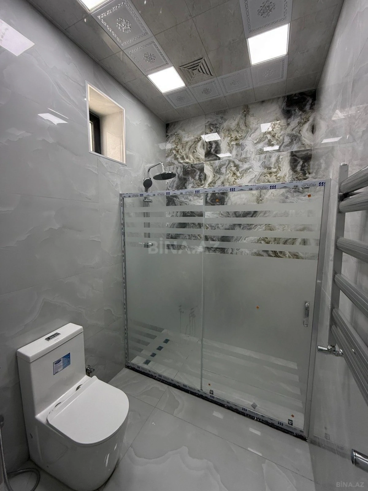 Satılır 4 otaqlı həyət evi 270 m²