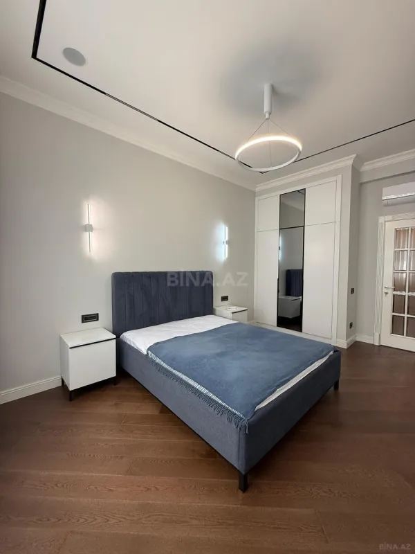 Kirayə verilir 3 otaqlı mənzil 160 m²