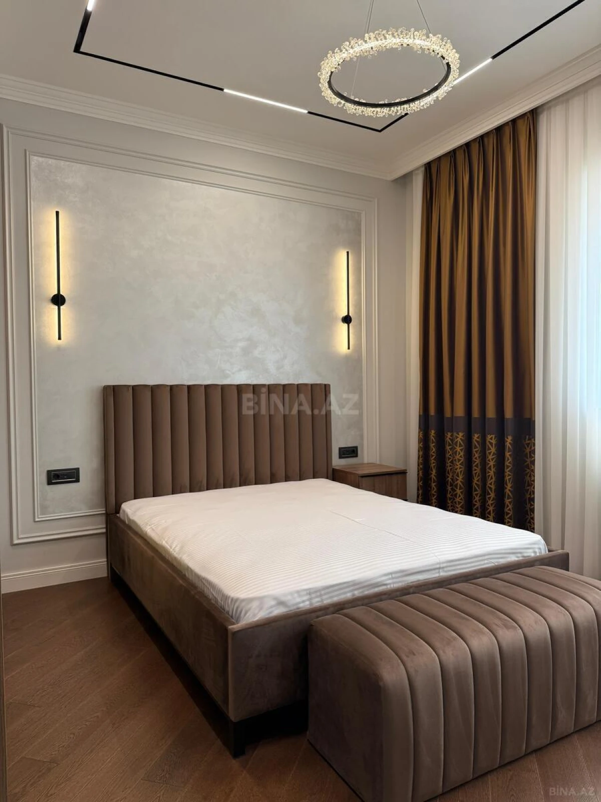 Kirayə verilir 3 otaqlı mənzil 160 m²