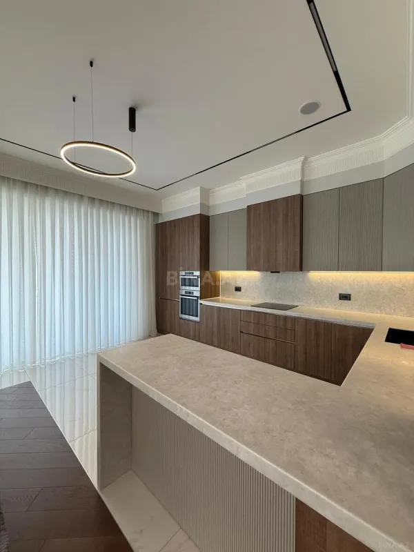 Kirayə verilir 3 otaqlı mənzil 160 m²