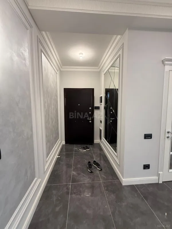 Kirayə verilir 3 otaqlı mənzil 160 m²