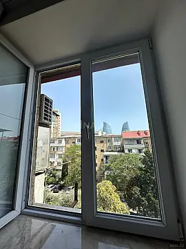Satılır 2 otaqlı mənzil 50 m²