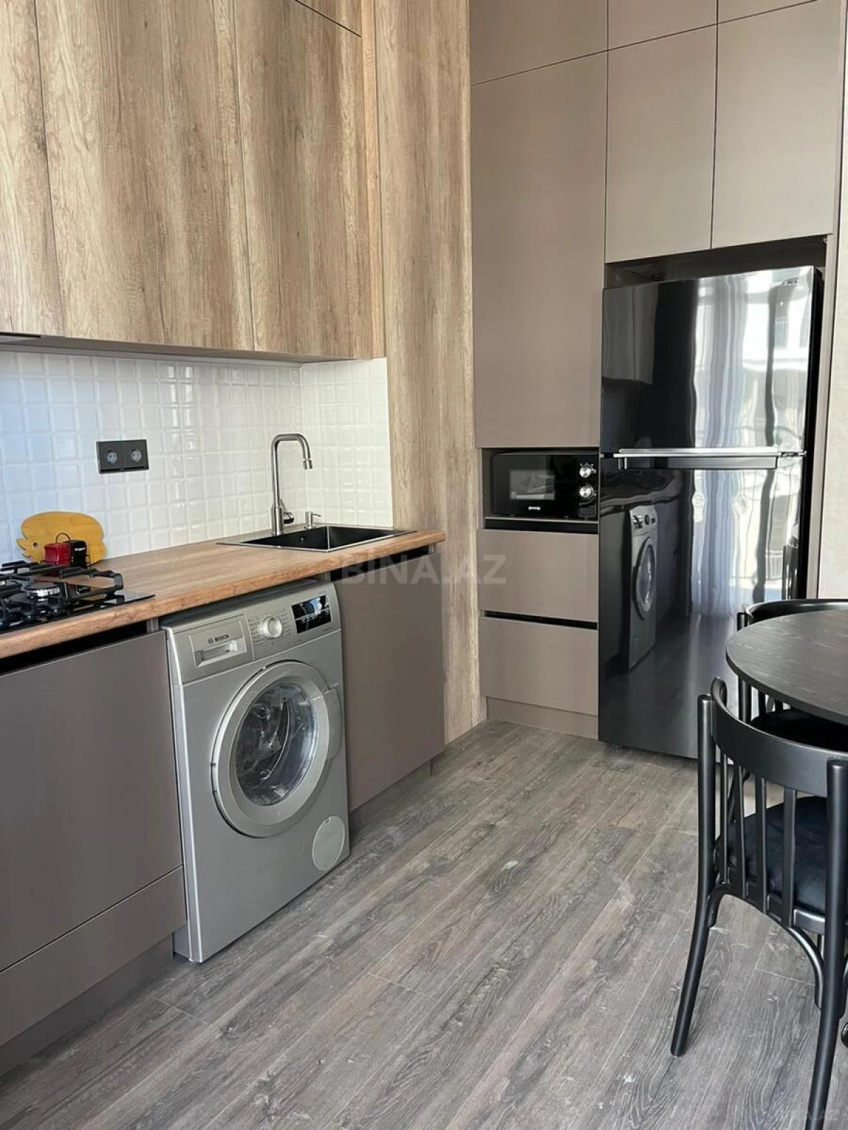 Kirayə verilir 2 otaqlı mənzil 60 m²