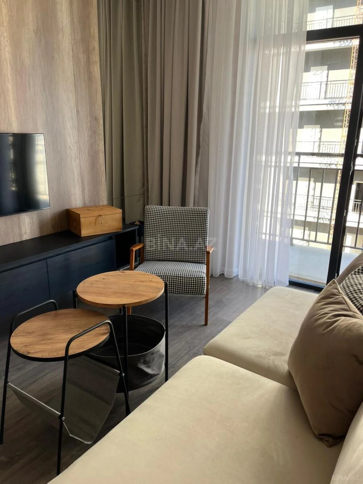 Kirayə verilir 2 otaqlı mənzil 60 m²