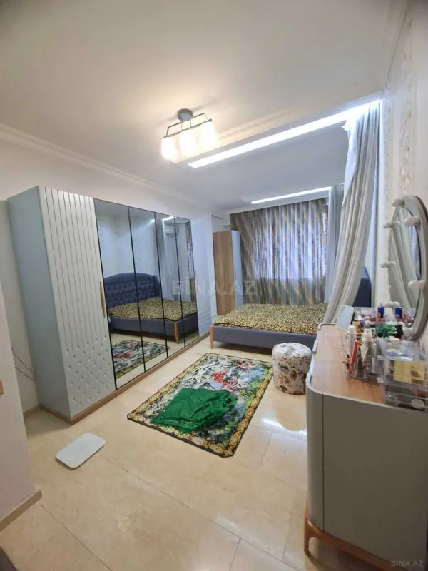 Satılır 3 otaqlı mənzil 95 m²