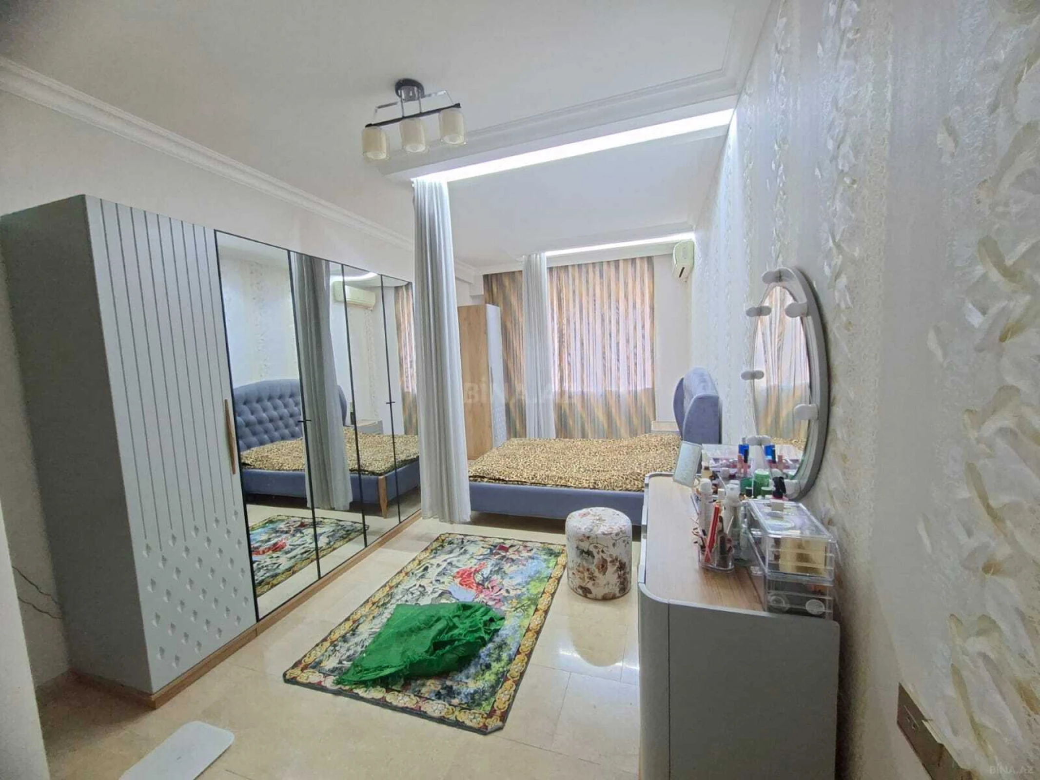 Satılır 3 otaqlı mənzil 95 m²