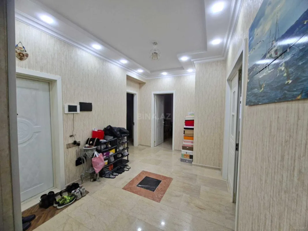 Satılır 3 otaqlı mənzil 95 m²