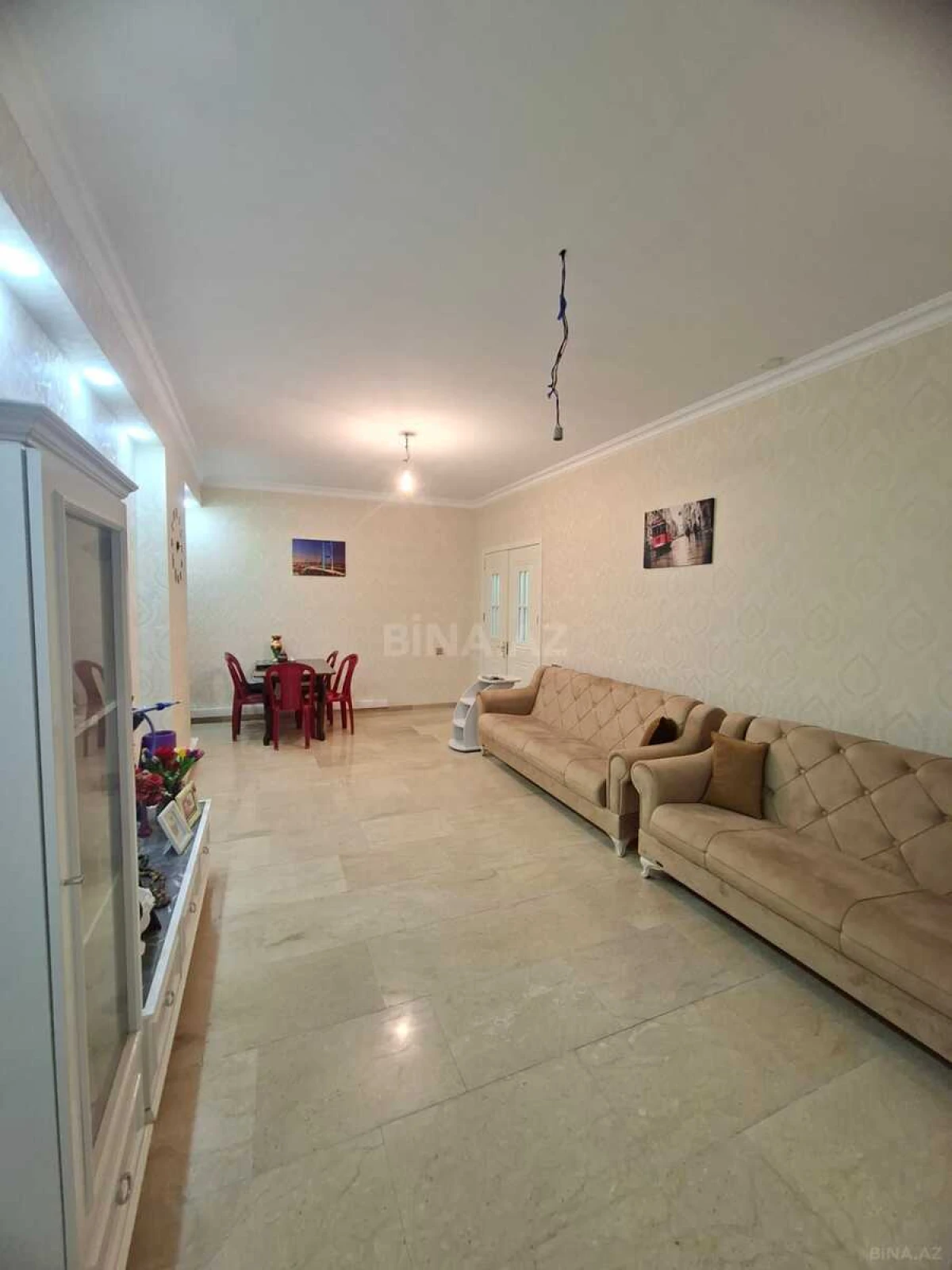 Satılır 3 otaqlı mənzil 95 m²