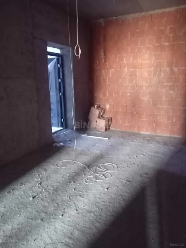 Satılır 2 otaqlı mənzil 90 m²