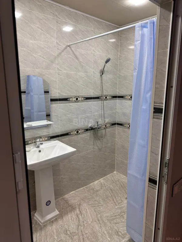 Kirayə verilir 2 otaqlı mənzil 70 m²