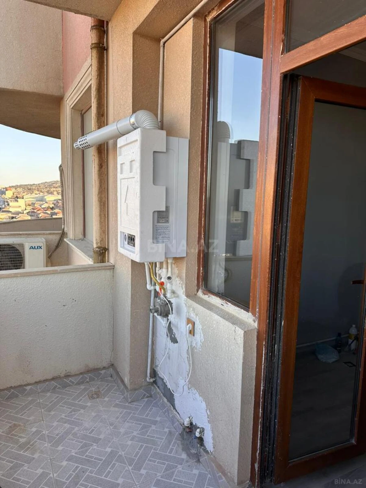 Kirayə verilir 2 otaqlı mənzil 70 m²