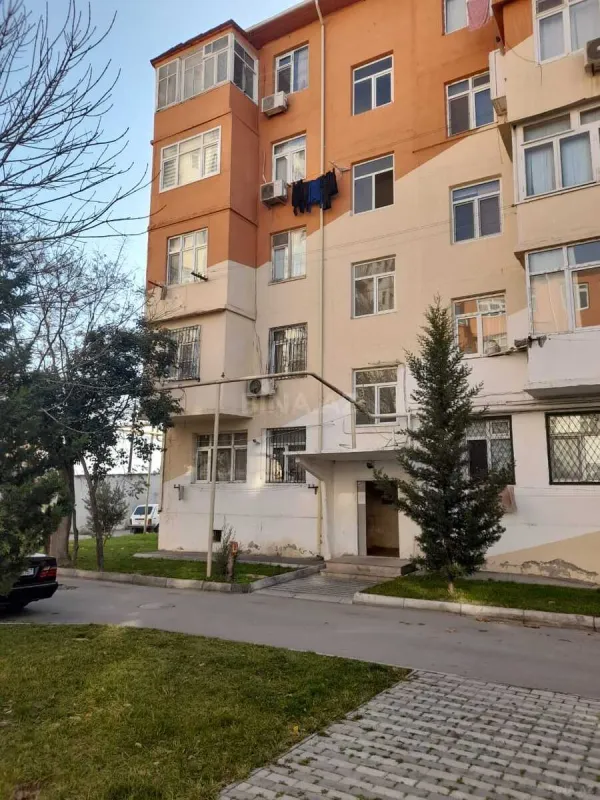 Kirayə verilir 2 otaqlı mənzil 58 m²
