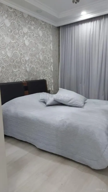 Satılır 2 otaqlı mənzil 65 m²
