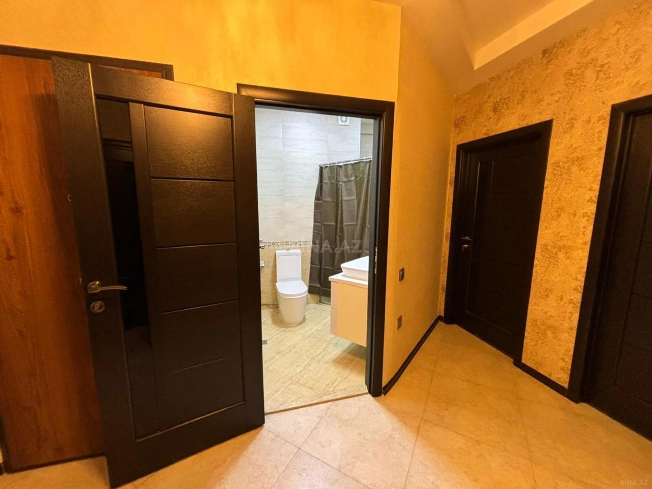 Kirayə verilir 3 otaqlı mənzil 120 m²