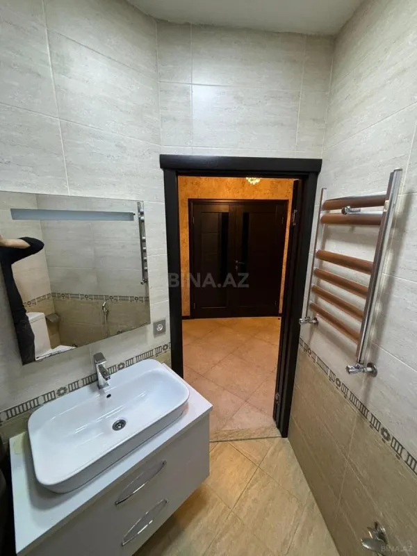 Kirayə verilir 3 otaqlı mənzil 120 m²