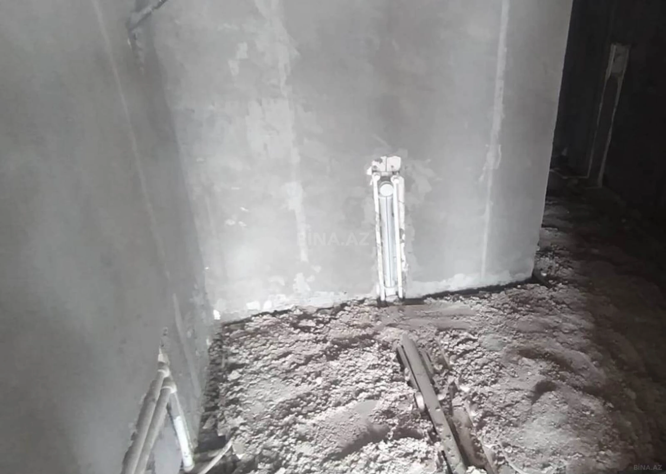 Satılır 8 otaqlı mənzil 445 m²