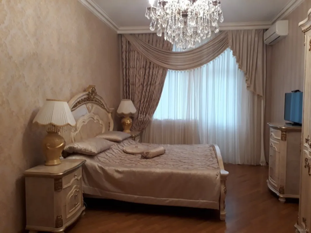 Kirayə verilir 3 otaqlı mənzil 110 m²