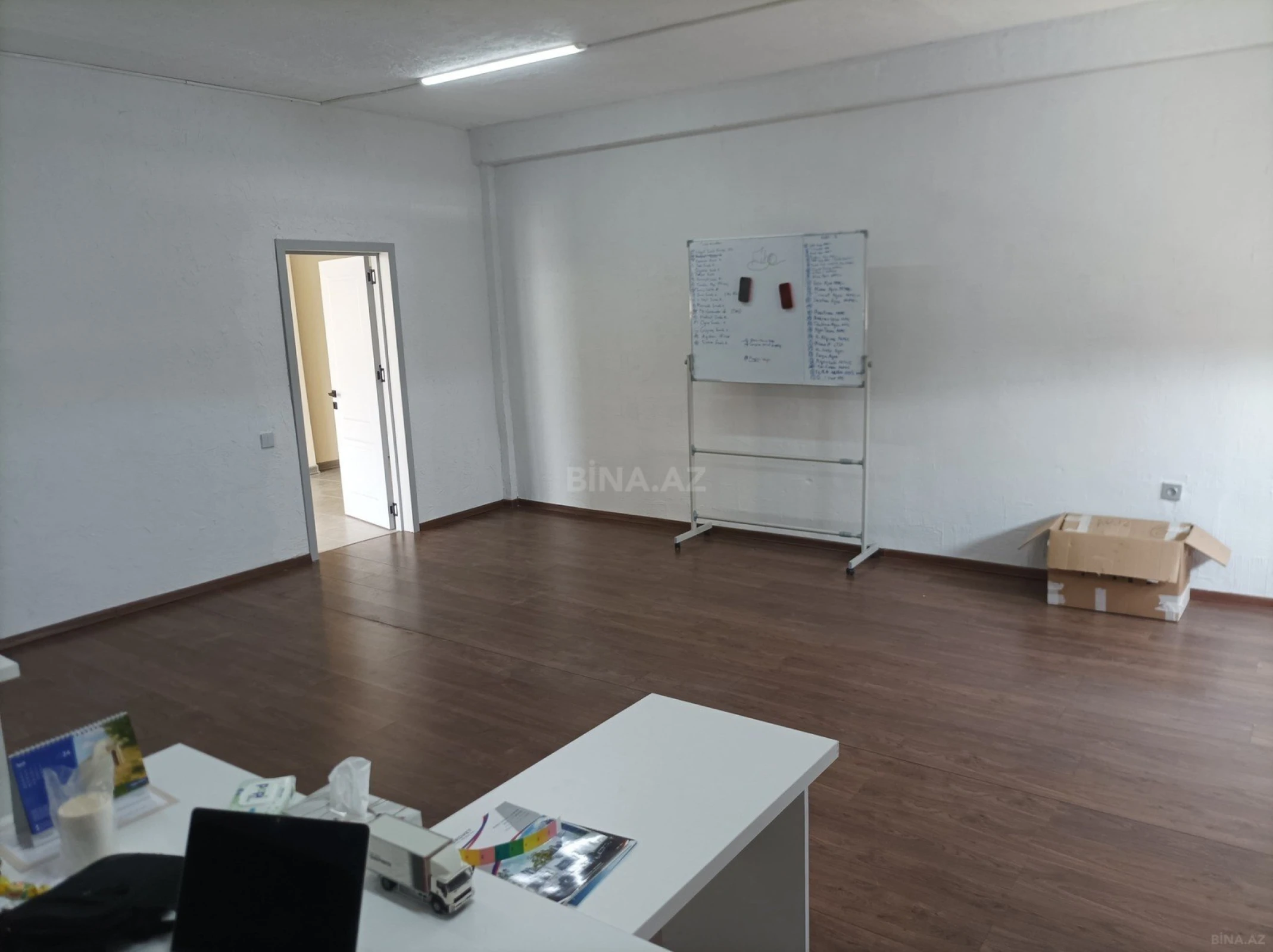 Kirayə verilir 1 otaqlı ofis 20 m²