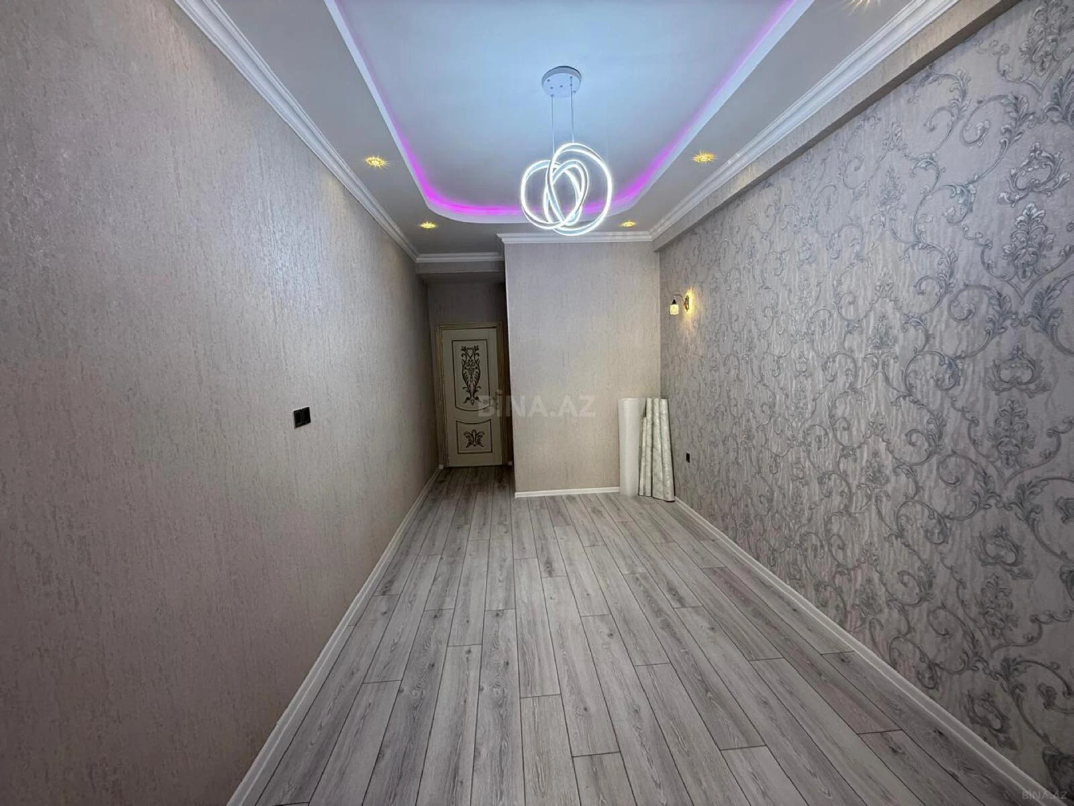 Satılır 2 otaqlı mənzil 65 m²