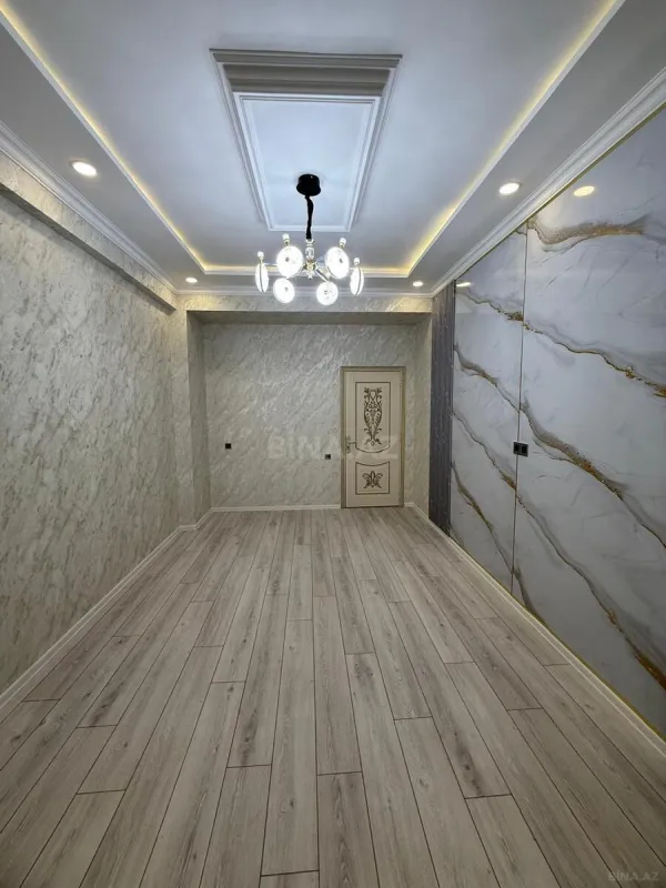 Satılır 2 otaqlı mənzil 65 m²