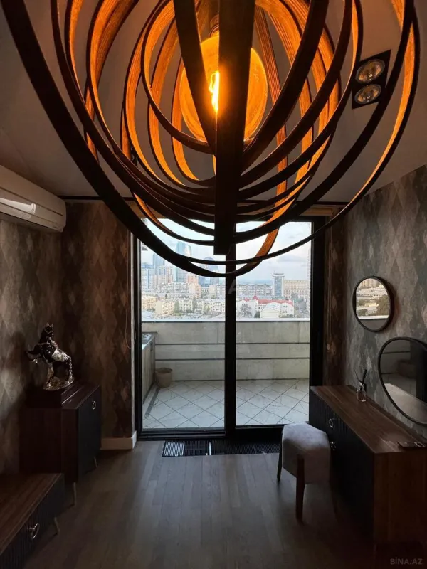 Kirayə verilir 2 otaqlı mənzil 70 m²