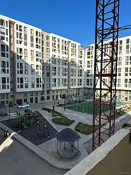 Satılır 3 otaqlı mənzil 101 m²