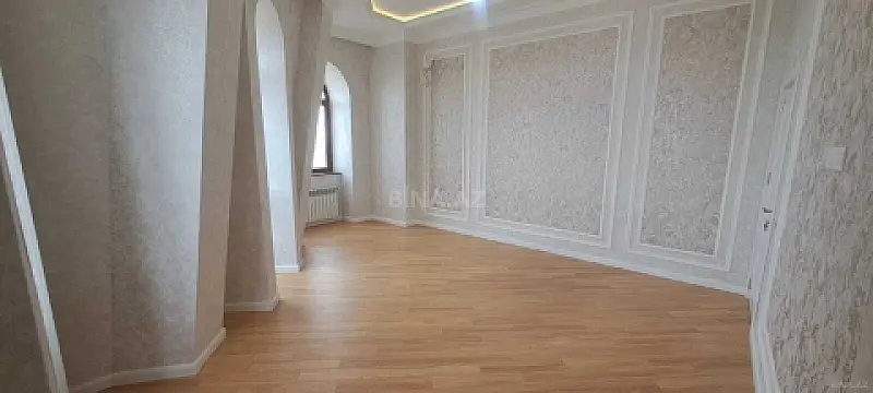 Satılır 2 otaqlı mənzil 89 m²