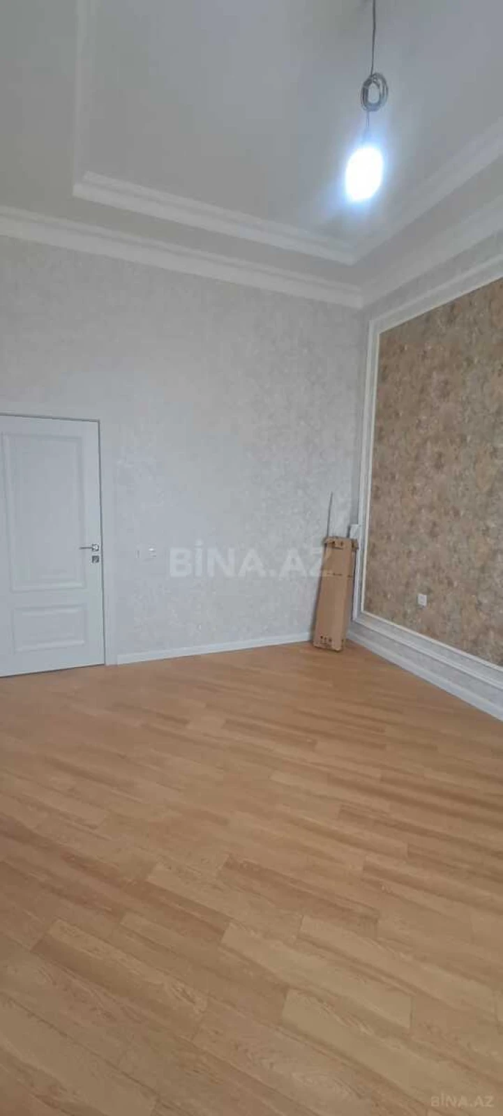 Satılır 2 otaqlı mənzil 89 m²