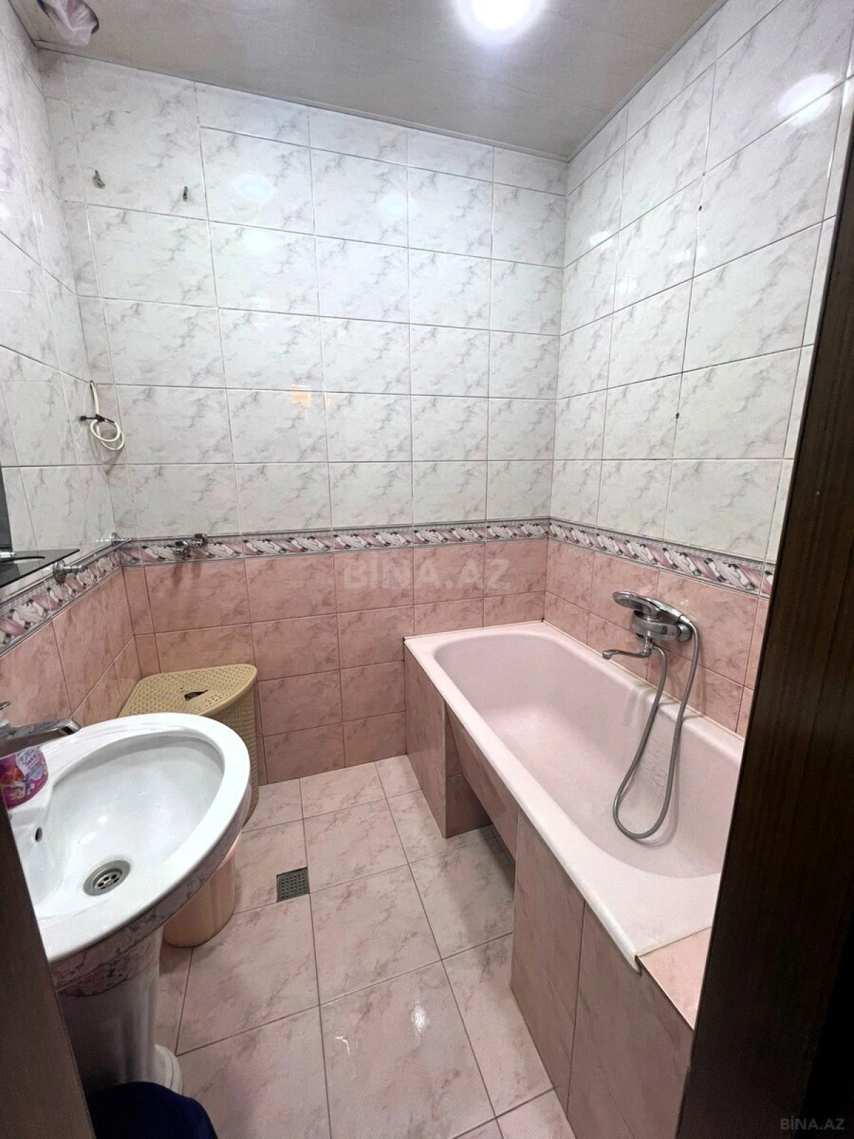 Satılır 3 otaqlı mənzil 85 m²