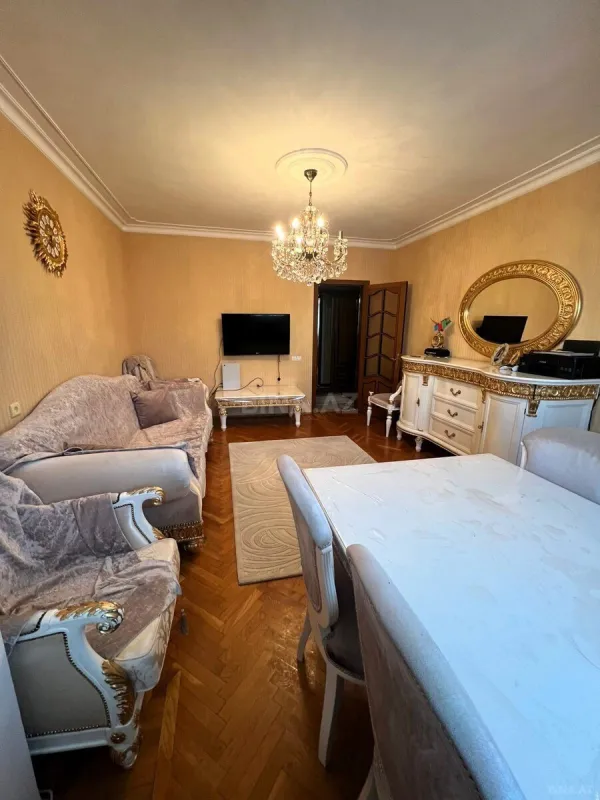 Satılır 3 otaqlı mənzil 85 m²
