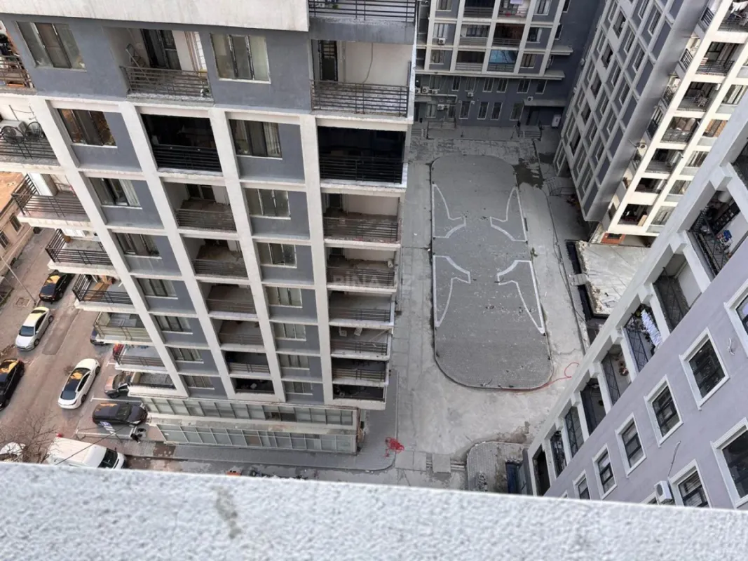 Satılır 3 otaqlı mənzil 109 m²