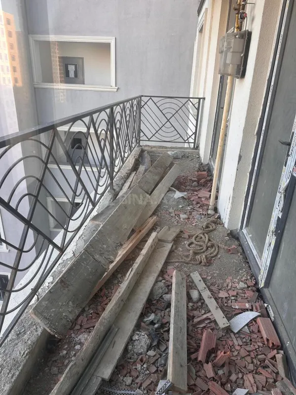 Satılır 3 otaqlı mənzil 109 m²