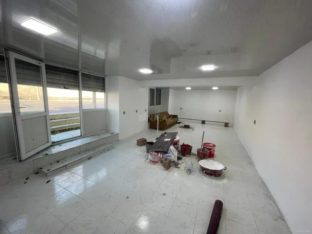 Satılır 6 otaqlı həyət evi 235 m²