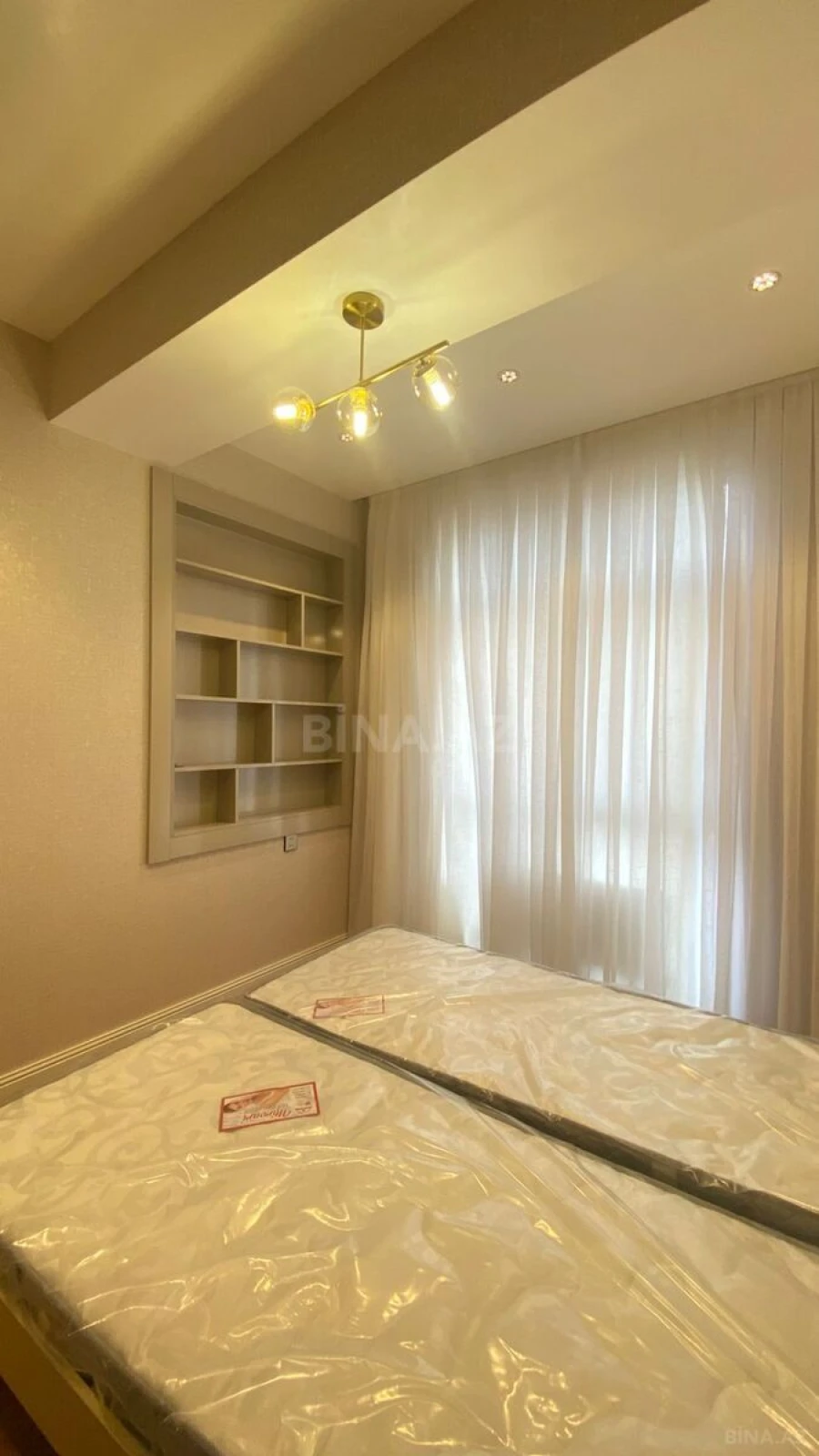 Kirayə verilir 3 otaqlı mənzil 100 m²