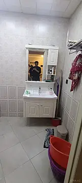 Kirayə verilir 4 otaqlı mənzil 110 m²