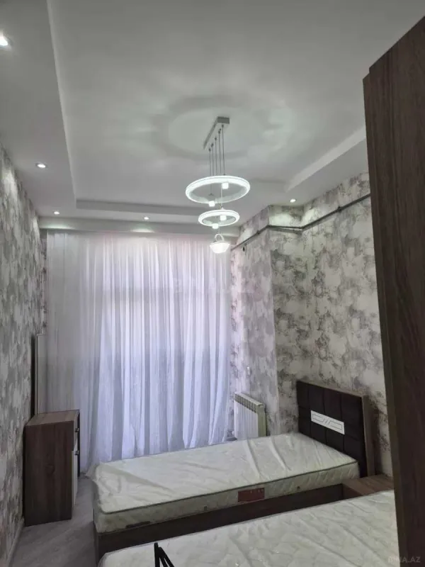 Kirayə verilir 3 otaqlı mənzil 95 m²