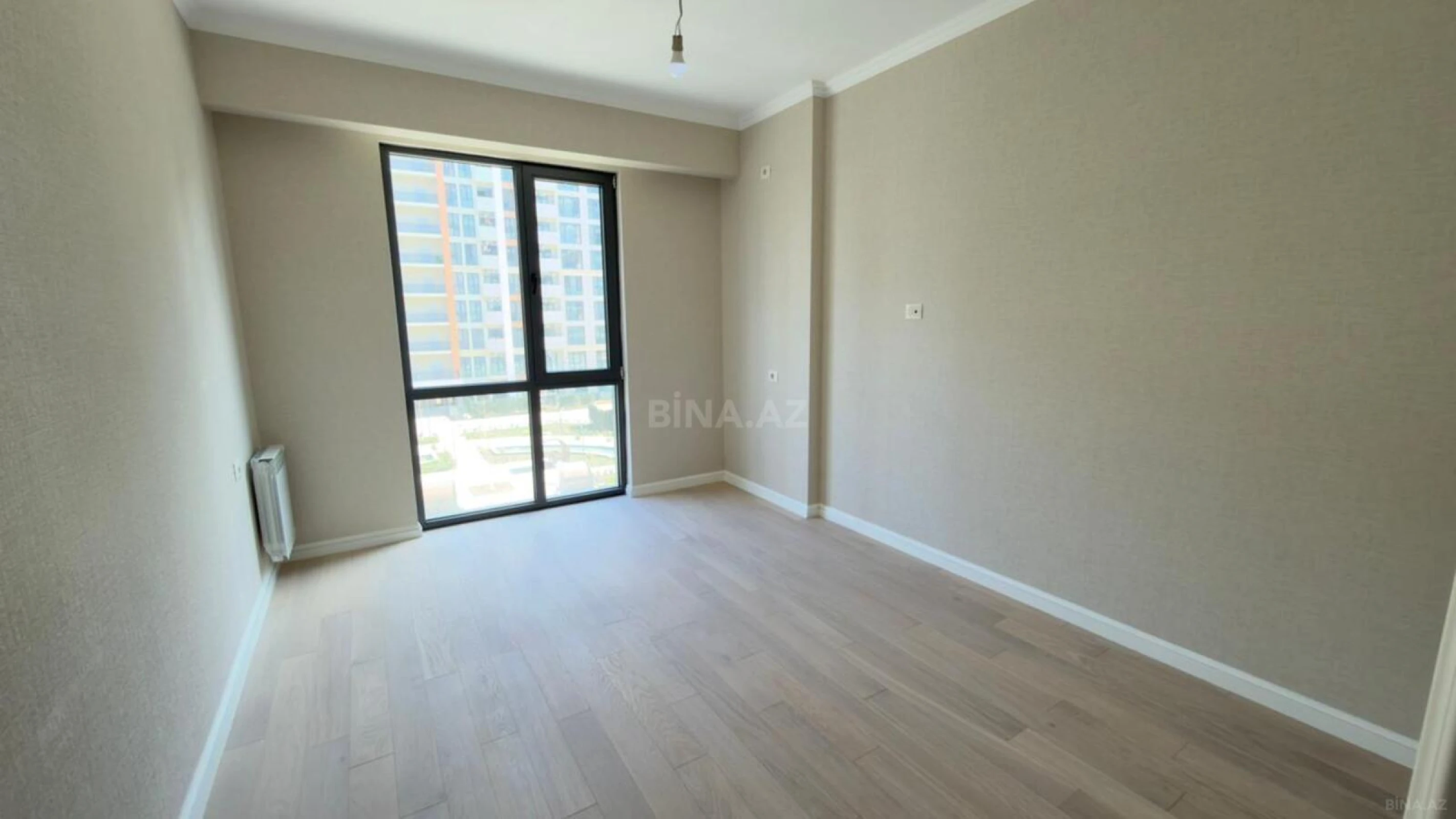 Satılır 3 otaqlı mənzil 83 m²