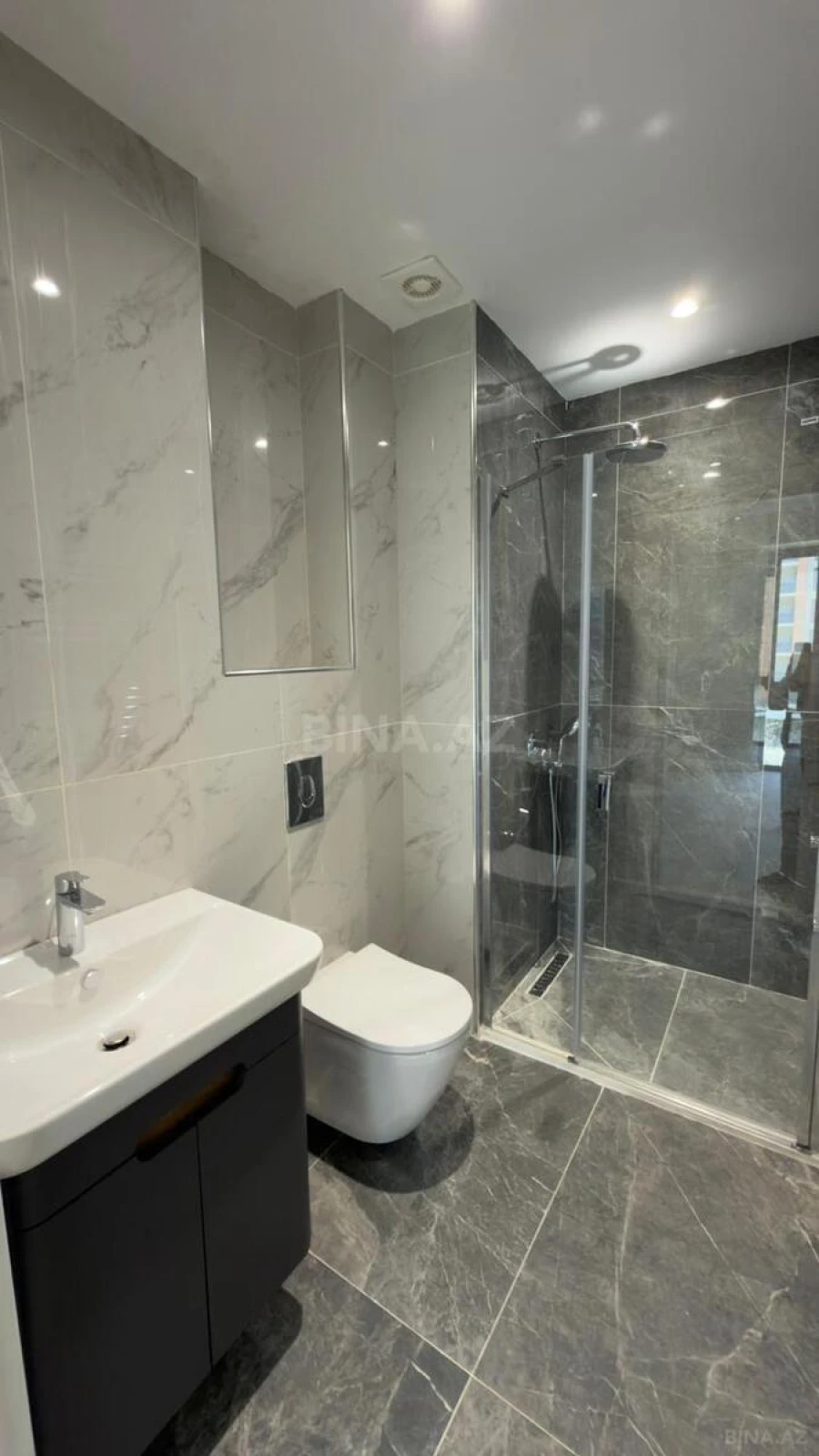 Satılır 3 otaqlı mənzil 83 m²